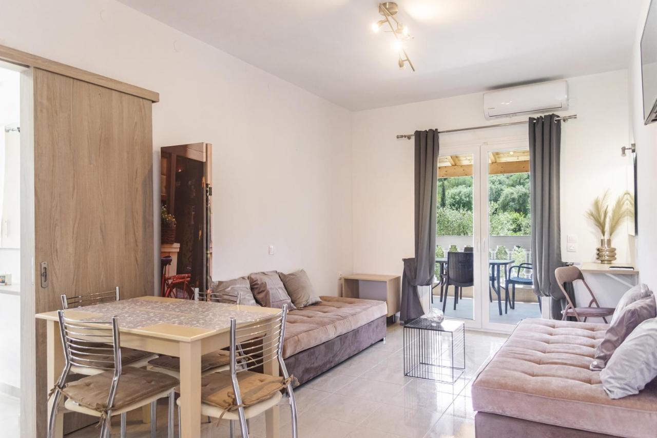Olive Grove Aparthotel Kavos Exterior photo